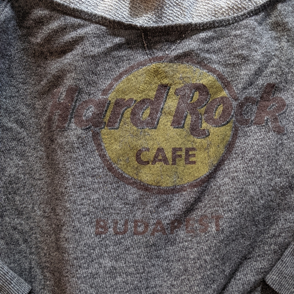 Hard Rock Cafe Long Sleeve - Budapest